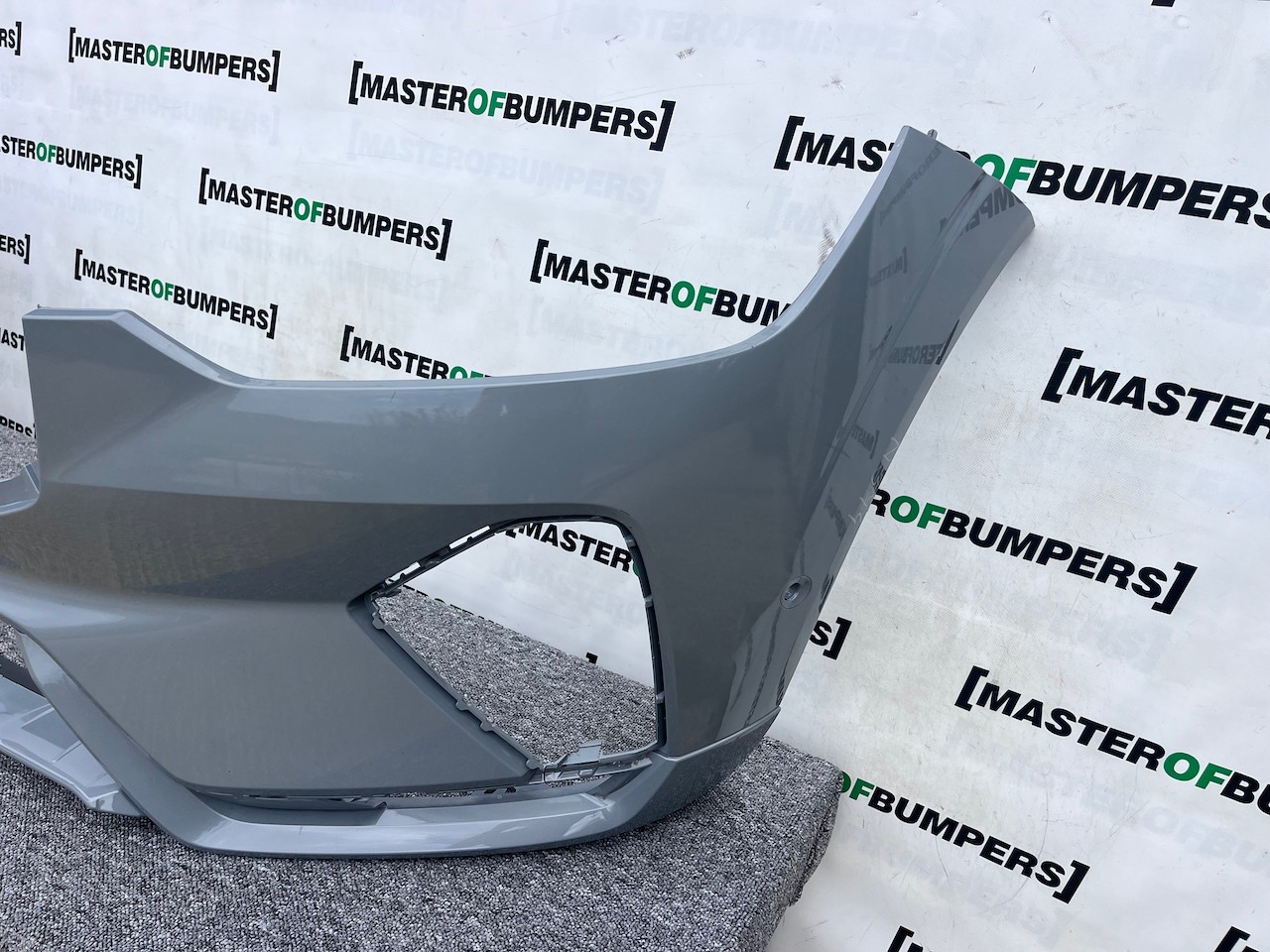 Volvo Xc60 R Design Suv Lift 2021-2024 Front Bumper 6 Pdc Genuine [n374]