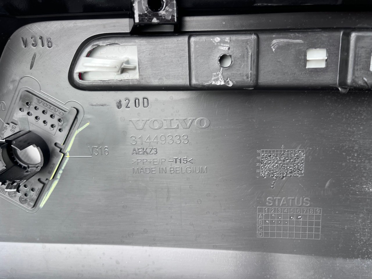 Volvo Xc40 R Design Suv 2018-2024 Rear Bumper Black 4 Pdc Genuine [n376]