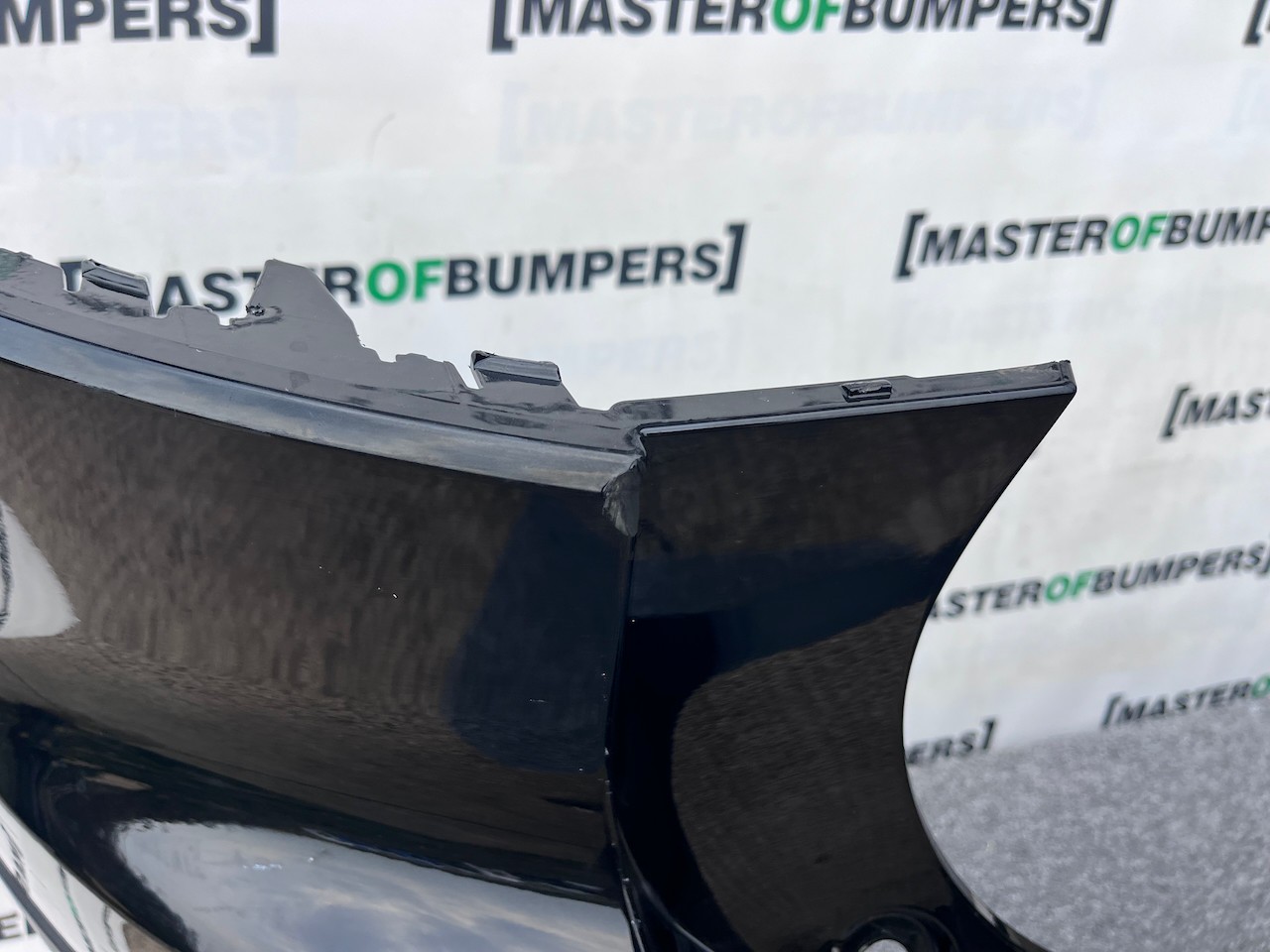 Volvo Xc40 R Design Suv 2018-2024 Rear Bumper Black 4 Pdc Genuine [n376]