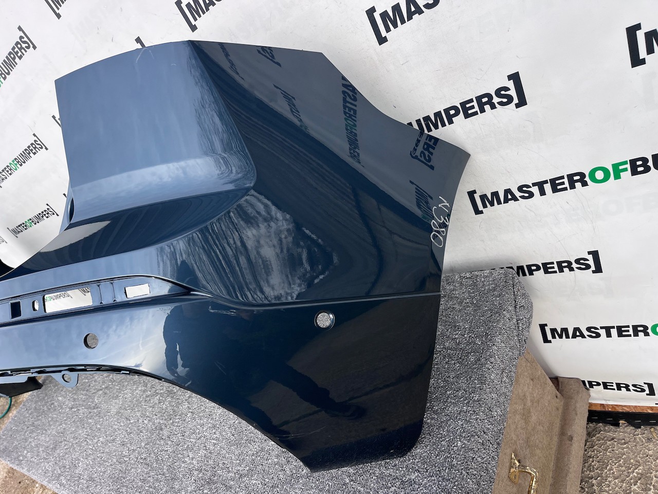 Volvo Xc60 R Design Suv Lift 2021-2024 Rear Bumper 6 Pdc Genuine [n380]