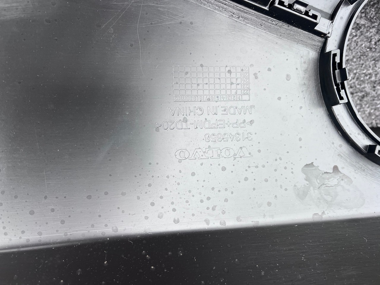 Volvo Ex30 Plus Performance 2023-on Front Bumper 6 Pdc Genuine [n385]