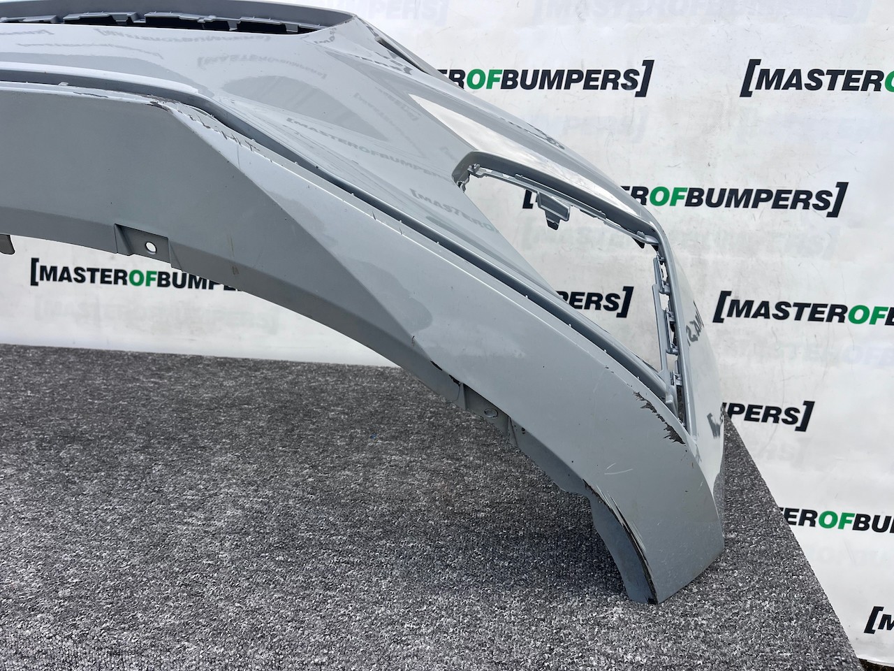 Volvo V60 S60 R Design Polestar T5 2018-2022 Front Bumper 4 Pdc Genuine [n391]