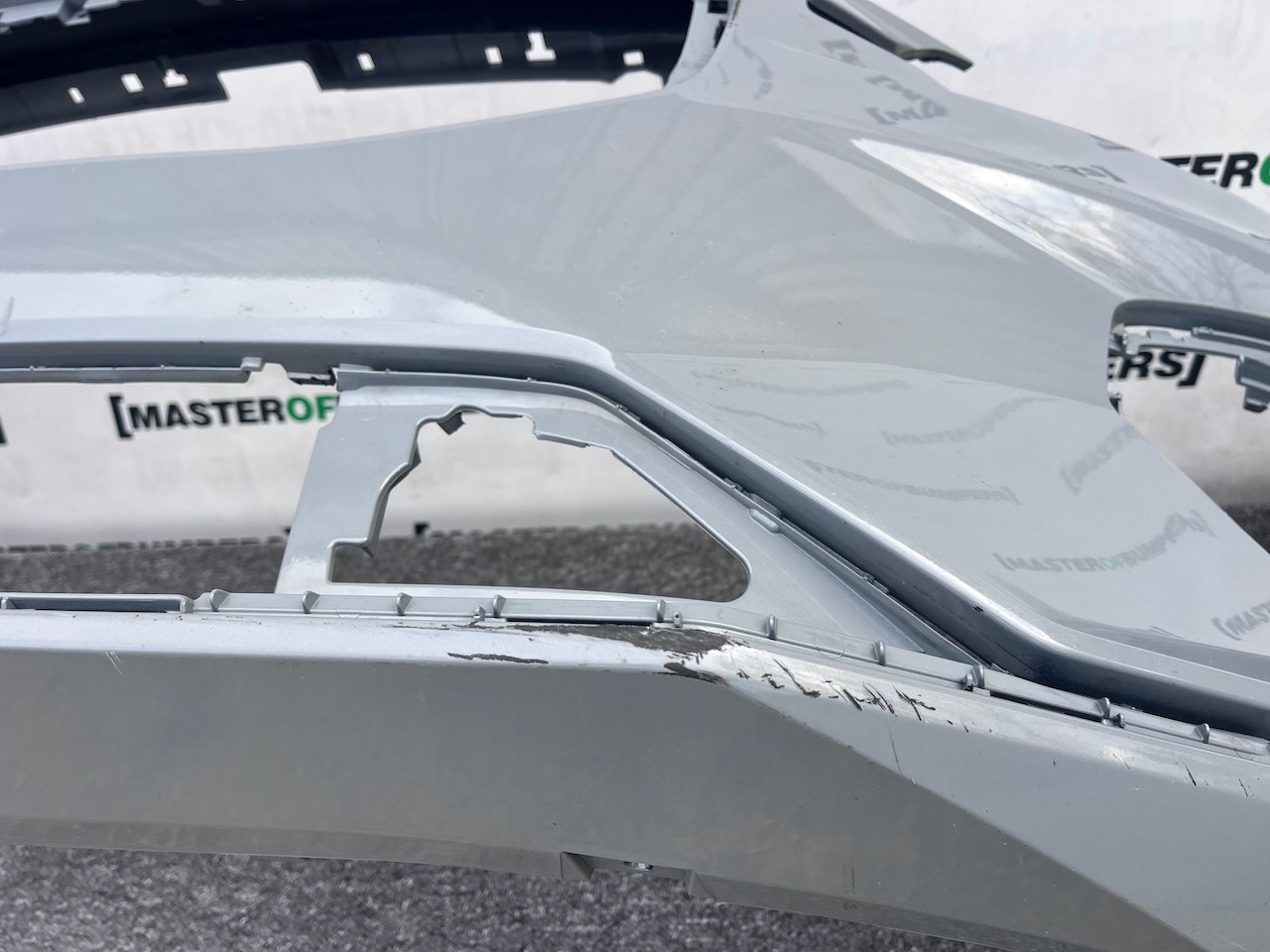 Volvo V60 S60 R Design Polestar T5 2018-2022 Front Bumper 4 Pdc Genuine [n391]