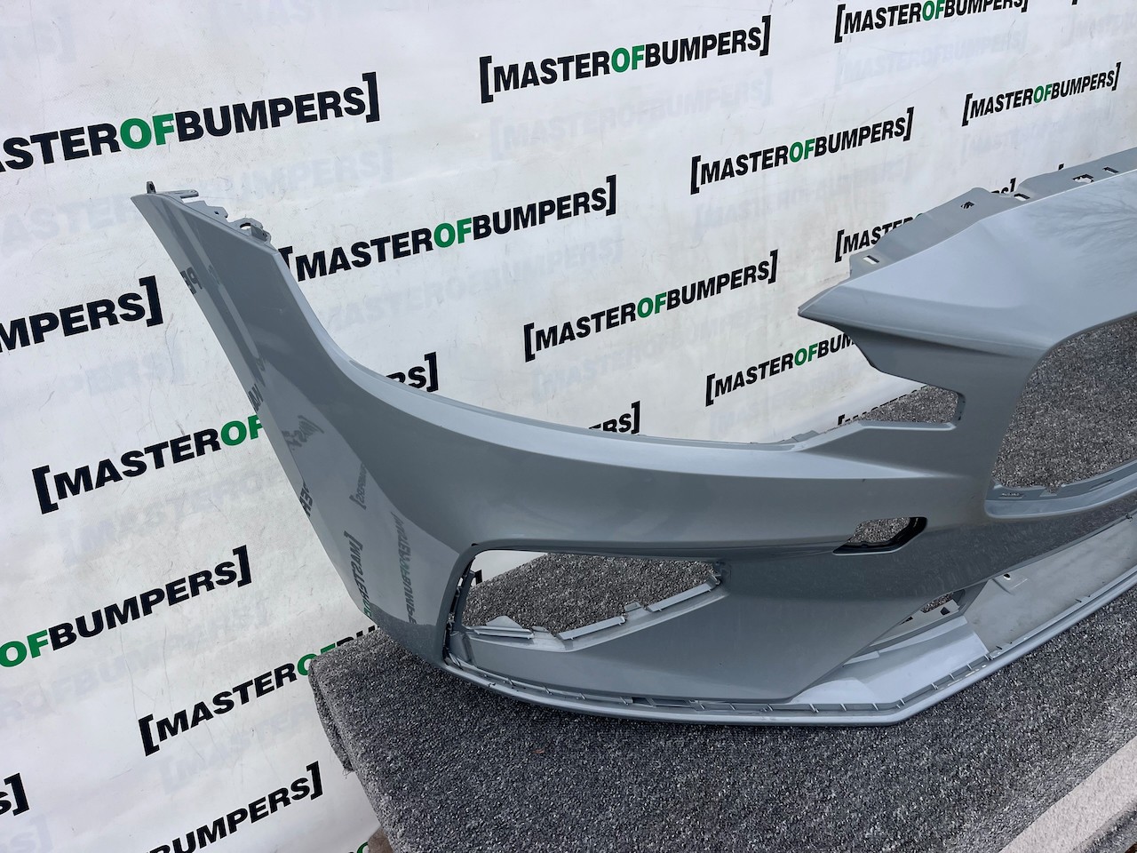 Volvo V60 S60 R Design Polestar T5 2018-2022 Front Bumper 4 Pdc Genuine [n391]