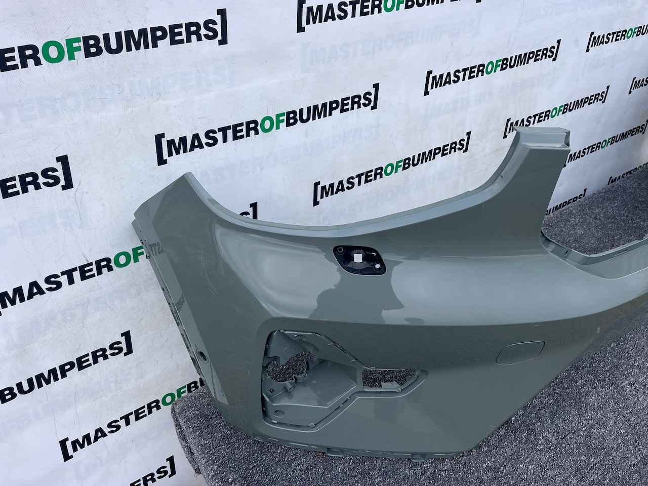 Volvo Xc40 Ultimate Phev Hybrid Lift 2022-on Front Bumper 6 Pdc Genuine [n394]