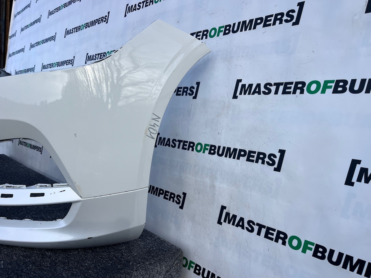 Volvo V90 S90 Inscription Saloon Estate 2016-2020 Front Bumper Genuine [n401]