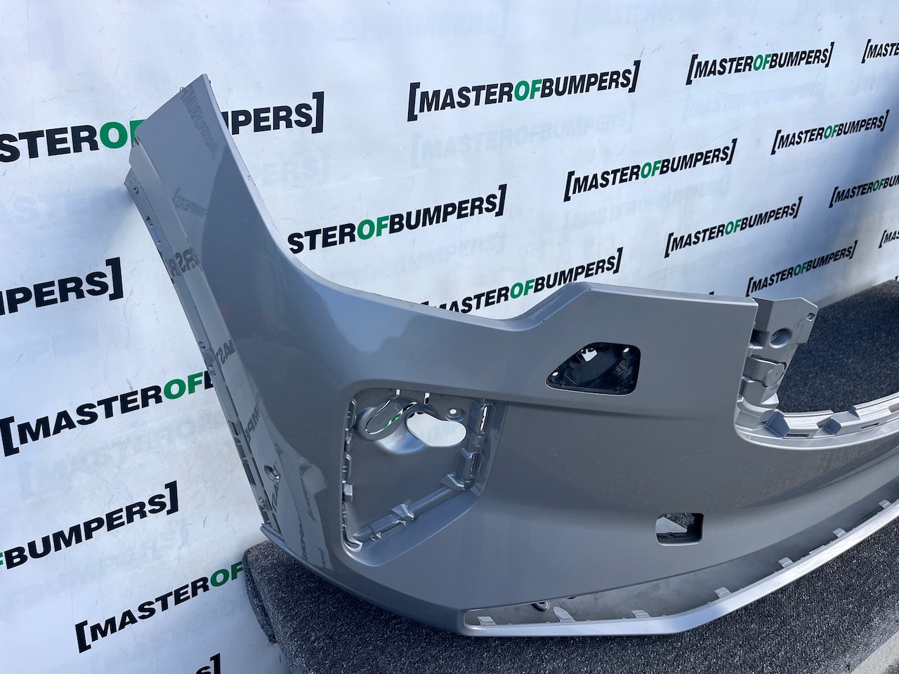 Volvo Xc90 T8 Phev Hybrid 2025-2027 Front Bumper 6 Pdc Jets Genuine [n402]