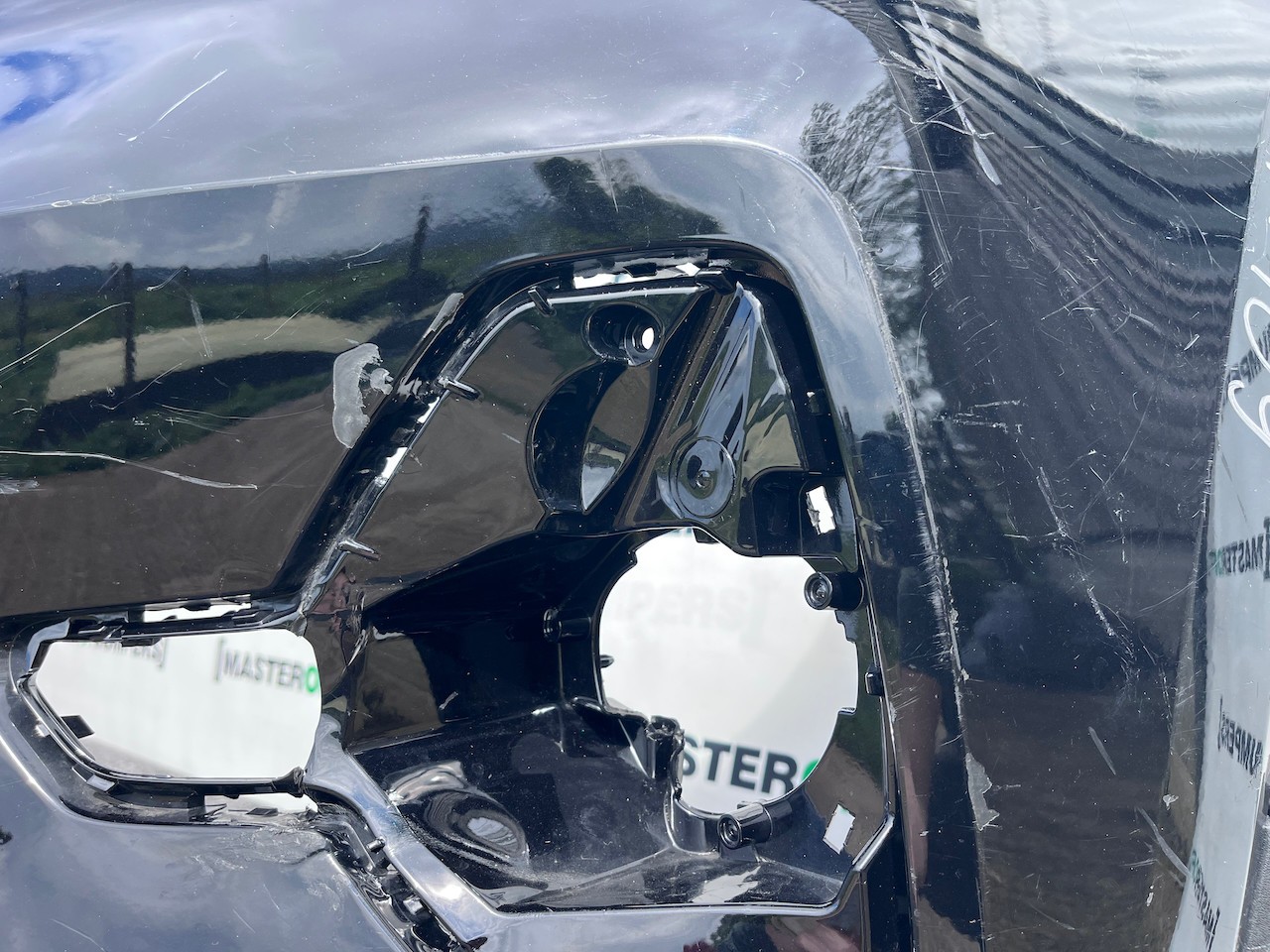 Volvo Xc40 Ultimate Phev Hybrid Lift 2022-2025 Front Bumper 4 Pdc Genuine [n409]