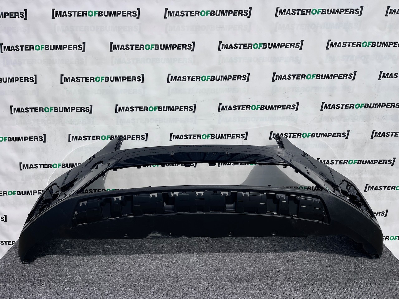 Volvo Xc40 Ultimate Phev Hybrid Lift 2022-2025 Front Bumper 4 Pdc Genuine [n409]