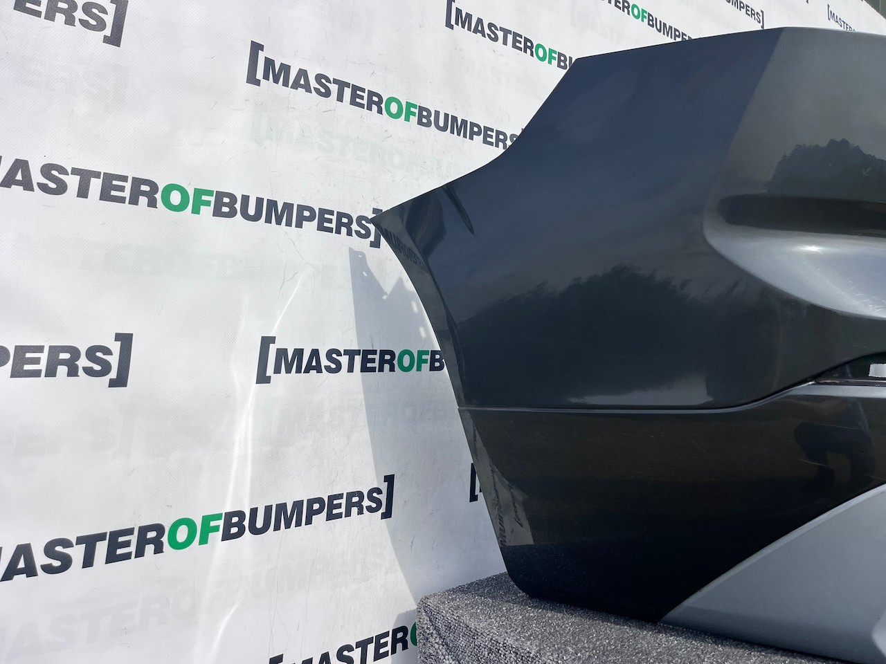 Volvo Xc60 R Design Suv Lift 2021-2025 Rear Bumper 4 Pdc Genuine [n412]