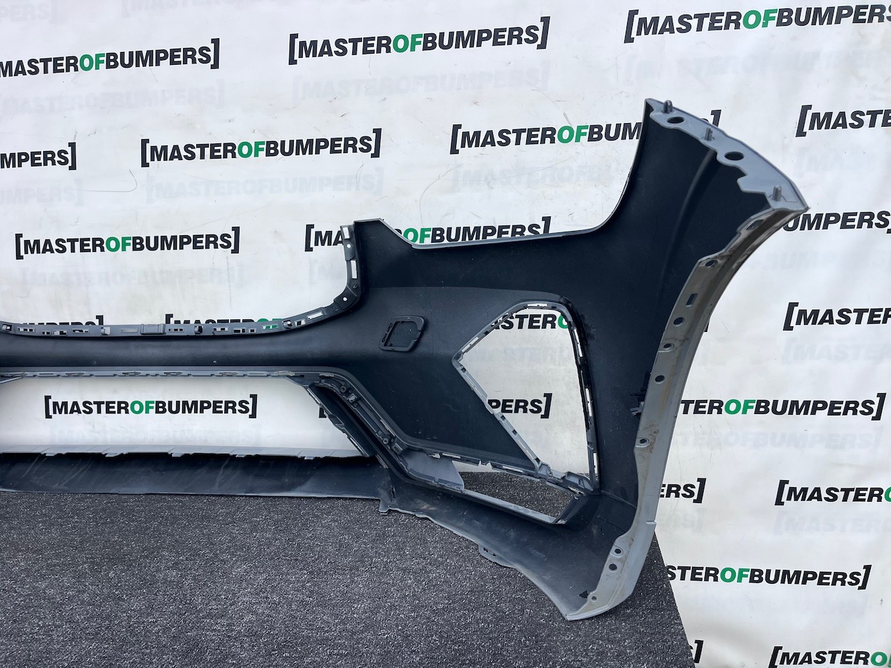 Volvo Xc60 R Design Mk2 Lift 2021-2024 Front Bumper 6 Pdc No Jets Genuine [n425]