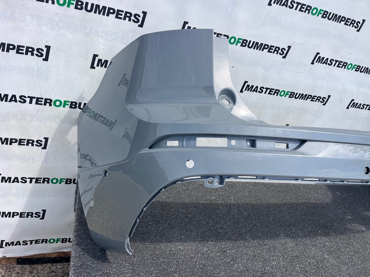 Volvo Xc60 R Design Suv Lift 2021-2025 Rear Bumper 6 Pdc Genuine [n422]