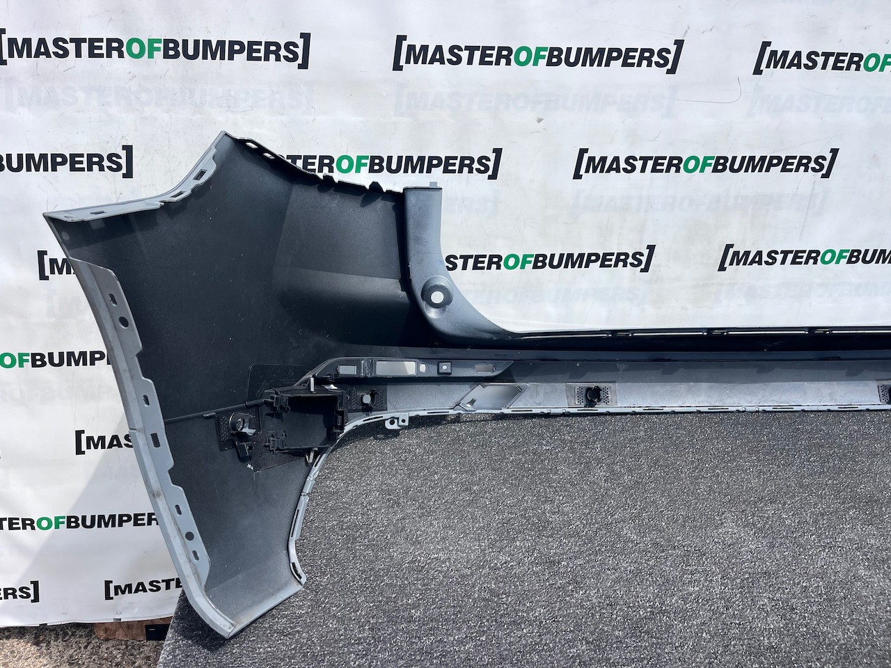 Volvo Xc60 R Design Suv Lift 2021-2025 Rear Bumper 6 Pdc Genuine [n422]