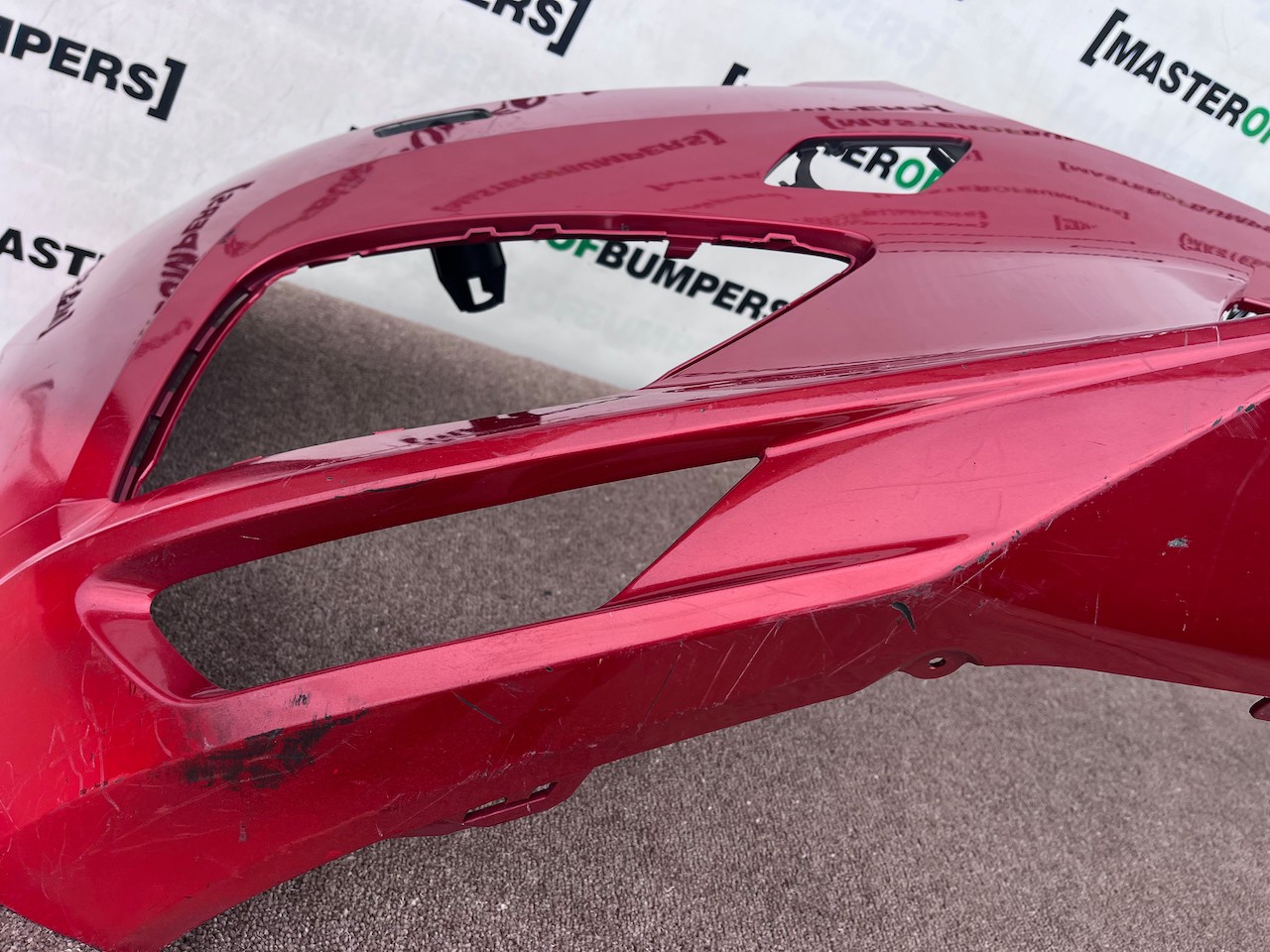 Volvo Xc60 R Design Suv 2017-2020 Front Bumper 4 Pdc + Jets Genuine [n441]