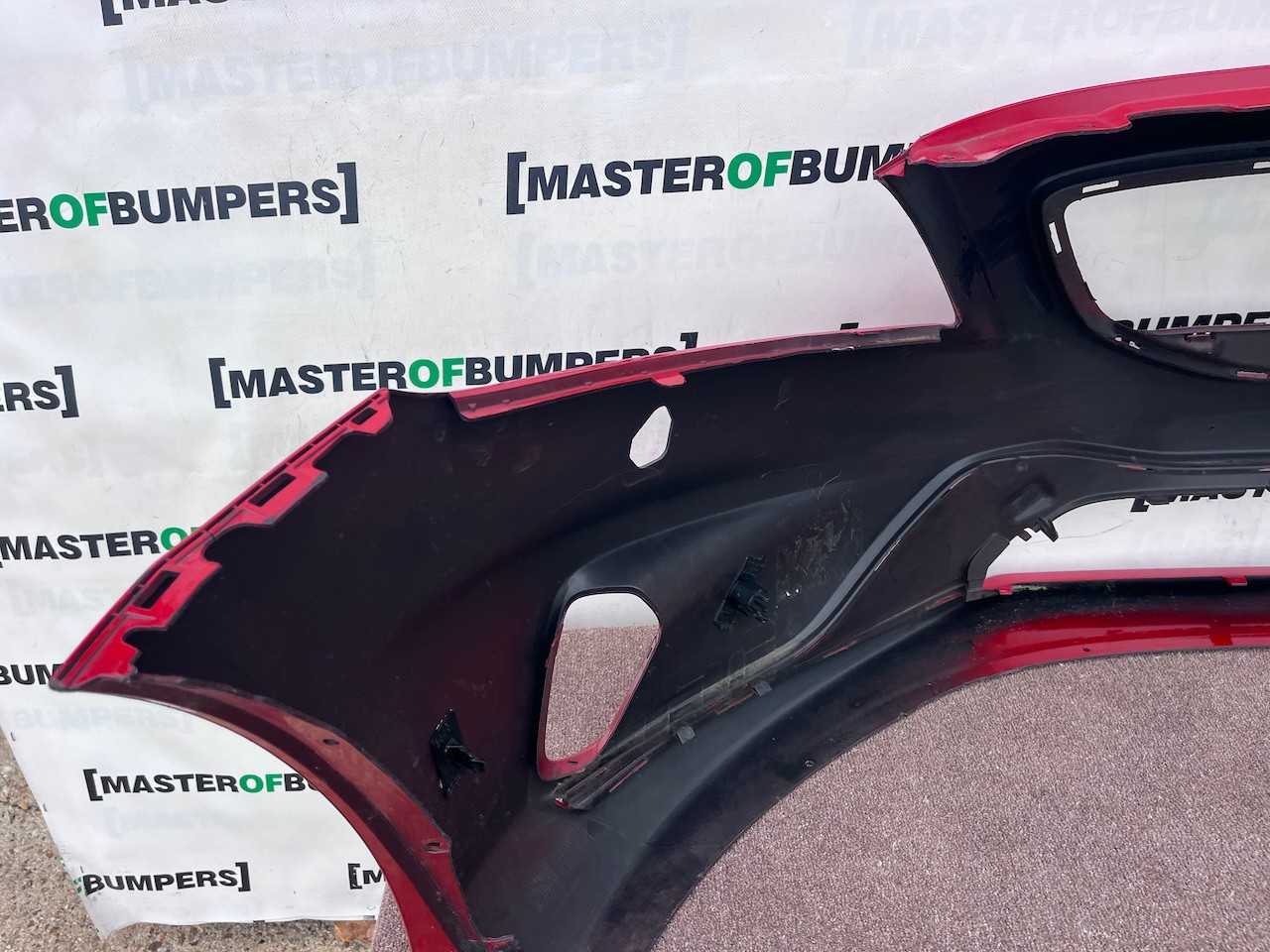 Volvo V40 R Design Hatchback 2012-2018 Front Bumper 4 Pdc Jets Genuine [n445]