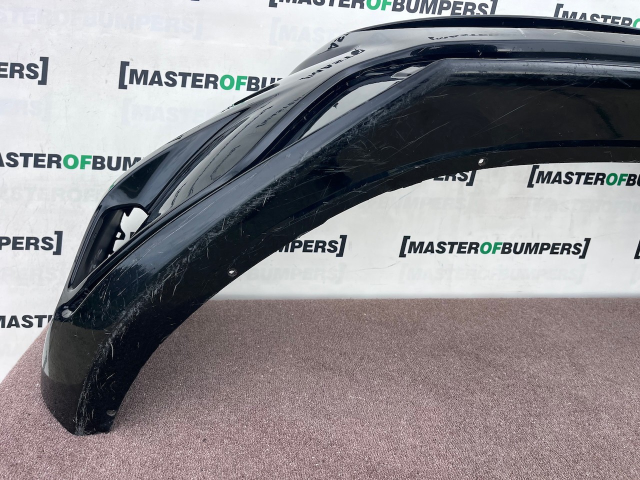 Volvo V40 R Design Hatchback 2012-2018 Front Bumper 4 Pdc Jets Genuine [n447]