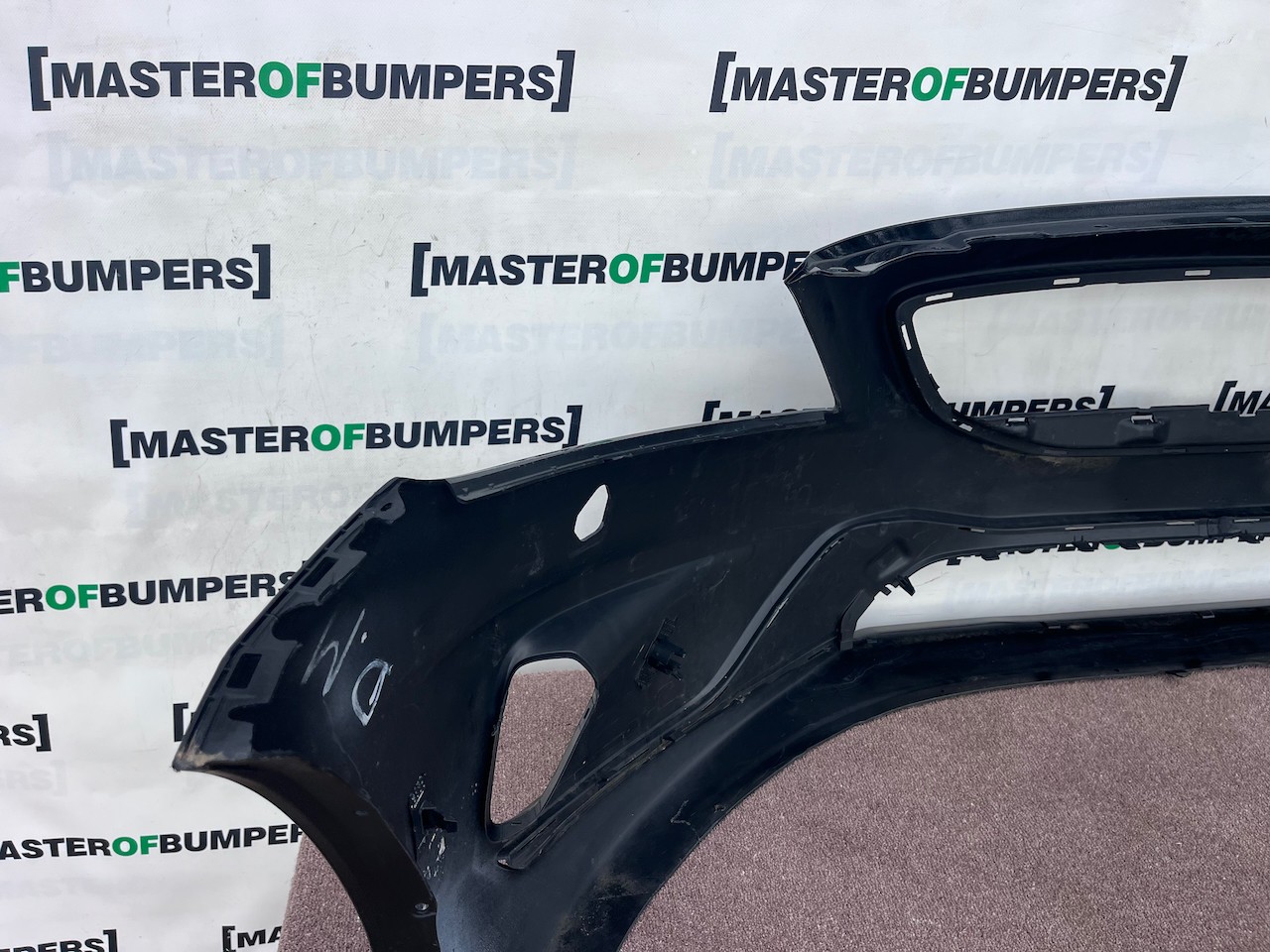 Volvo V40 R Design Hatchback 2012-2018 Front Bumper 4 Pdc Jets Genuine [n447]