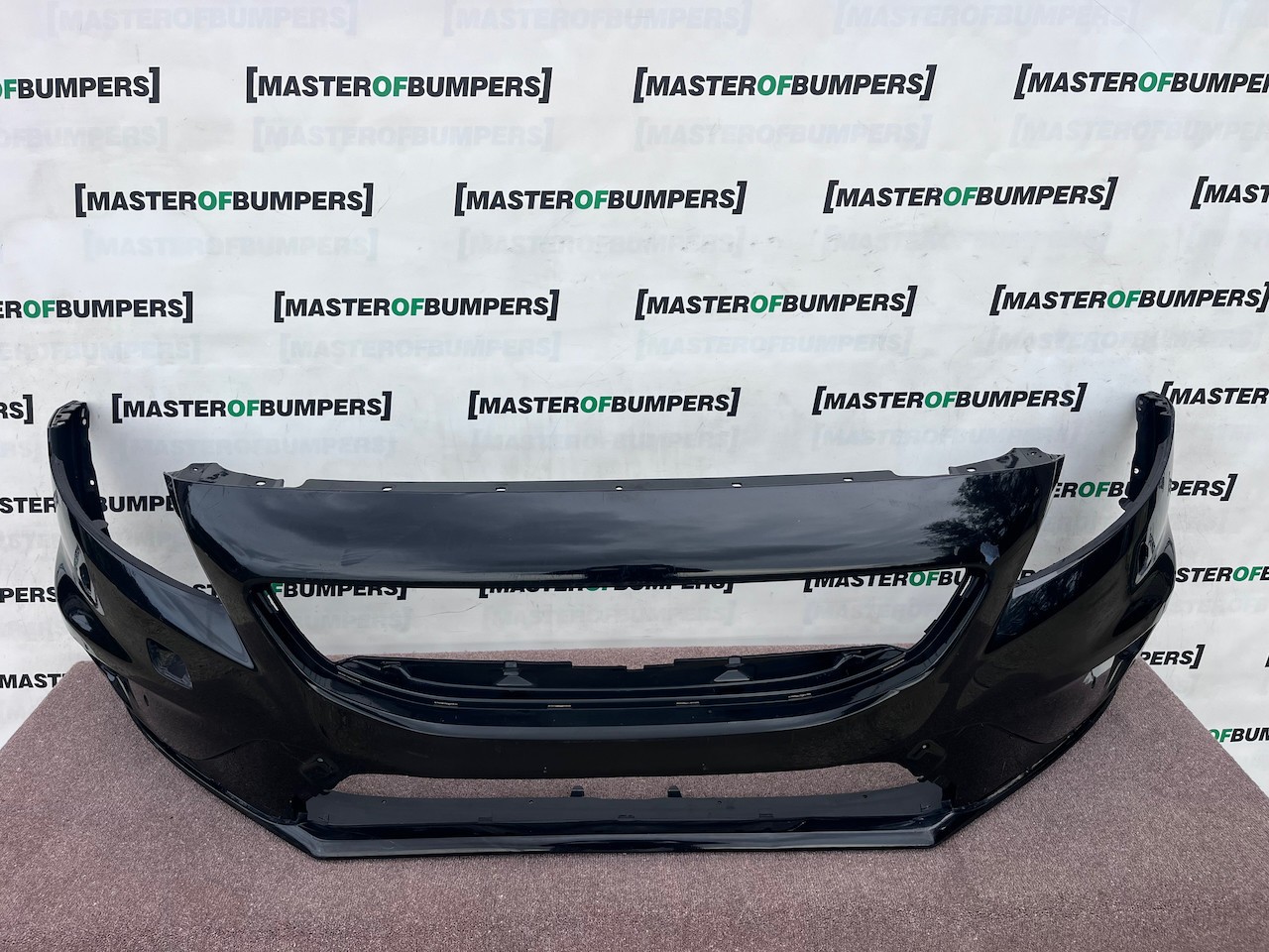 Volvo V40 R Design Hatchback 2012-2018 Front Bumper 4 Pdc Jets Genuine [n447]