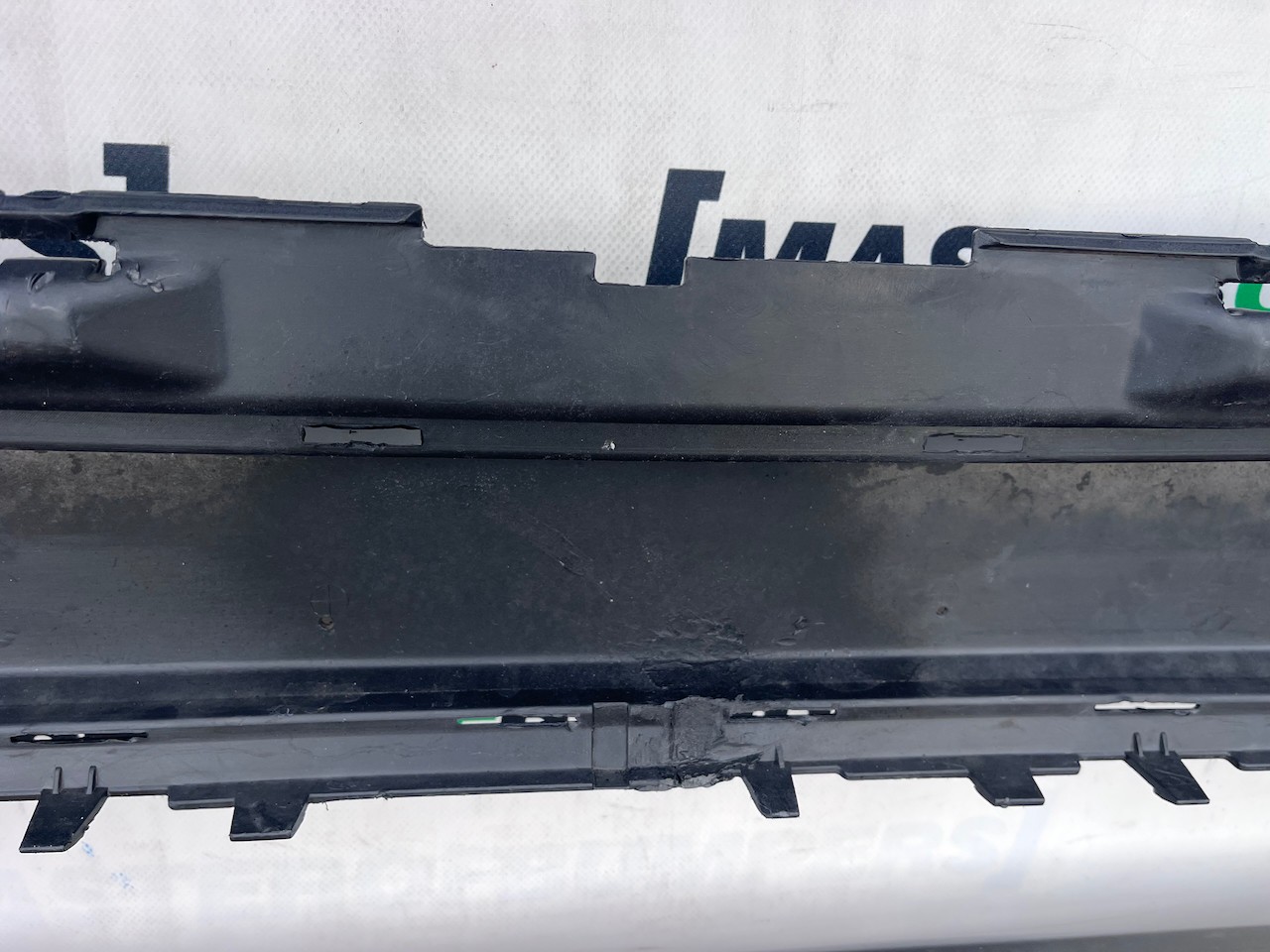 Volvo V40 R Design Hatchback 2012-2018 Front Bumper 4 Pdc Jets Genuine [n447]