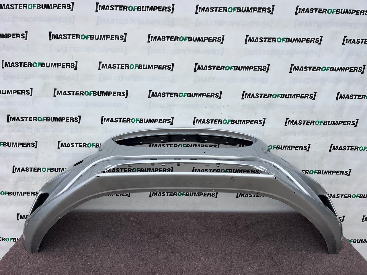 Volvo V40 R Design Hatchback 2012-2018 Front Bumper 6 Pdc Jets Genuine [n448]