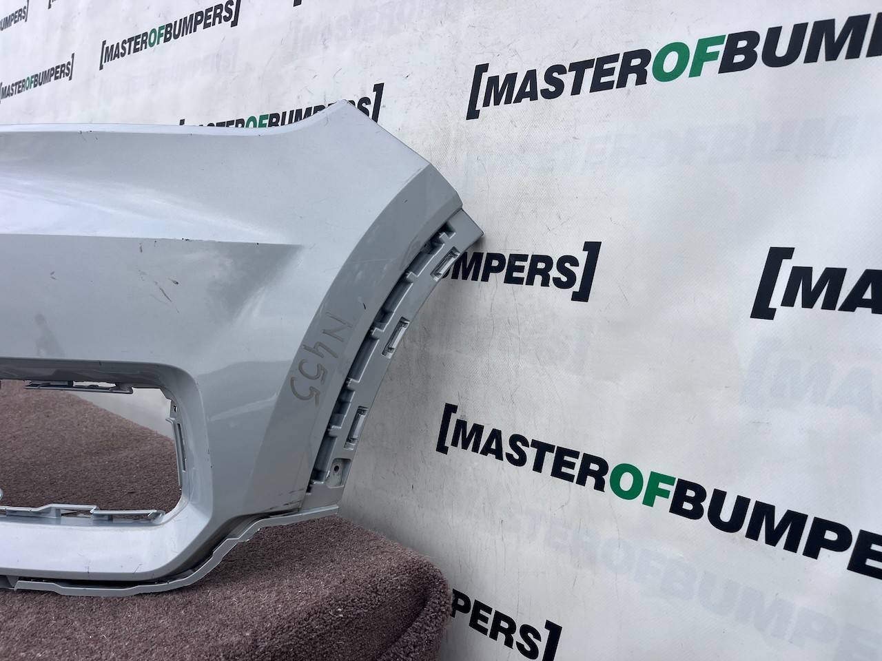 Volvo Xc40 Inscription R-design 2018-2022 Front Bumper Genuine [n455]