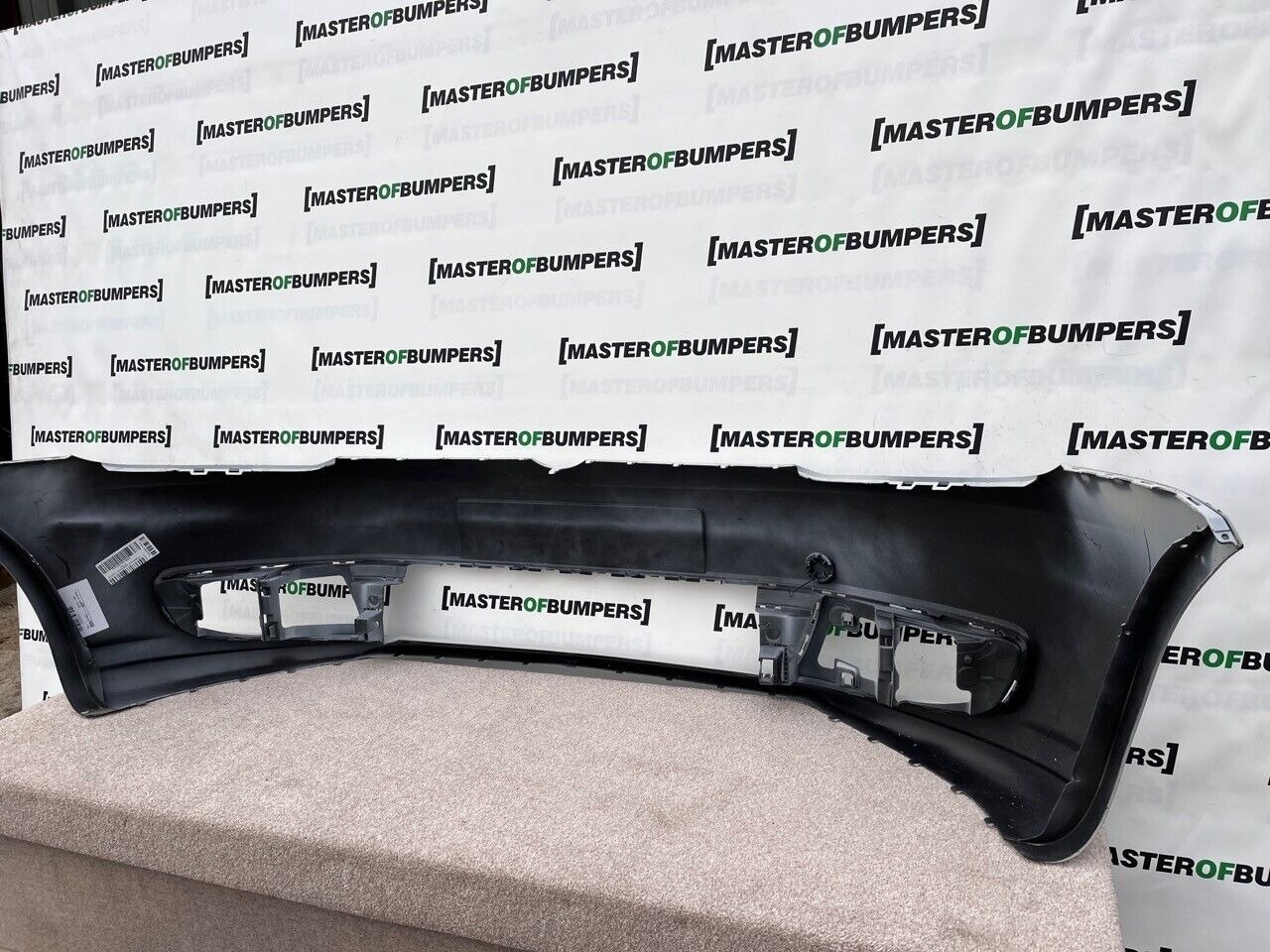 VW Touran Mk2 2011-2014 Front Bumper In Primer No Pdc No Jets Genuine [v656]