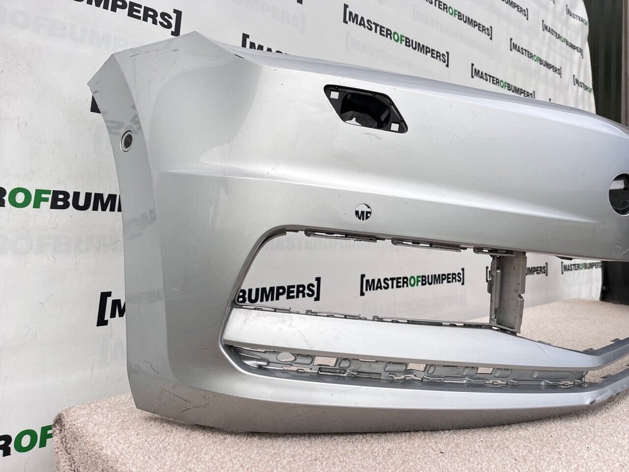 VW Touran Mk3 5t 2015-2020 Front Bumper Silver 6 Pdc + Jets Genuine [v657]