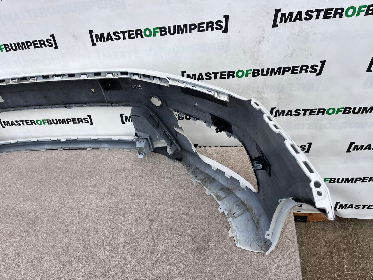 VW Caddy Passenger Short Maxi 2015-19 Front Bumper 6 Pdc No Jets Genuine [v6]