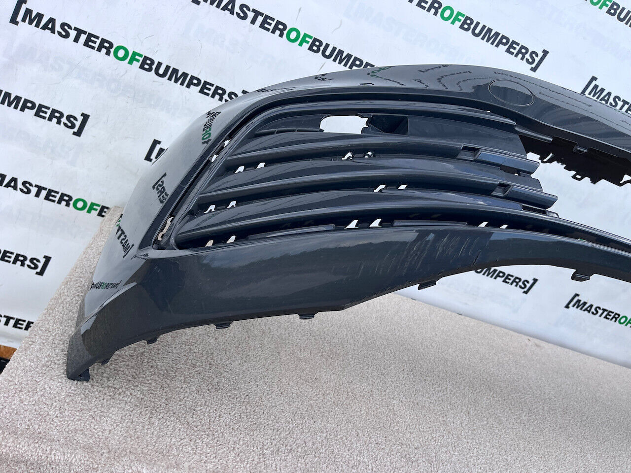 VW Golf Se Mk8 Hatchback 2020-2024 Front Bumper 4 Pdc Genuine [v47]