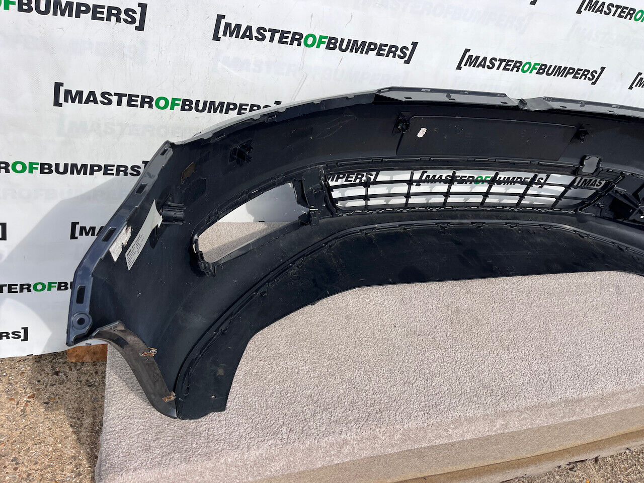 VW Sharan Mk2 Mpv 2011-2021 Front Bumper 6 Pdc No Jets Genuine [v116]