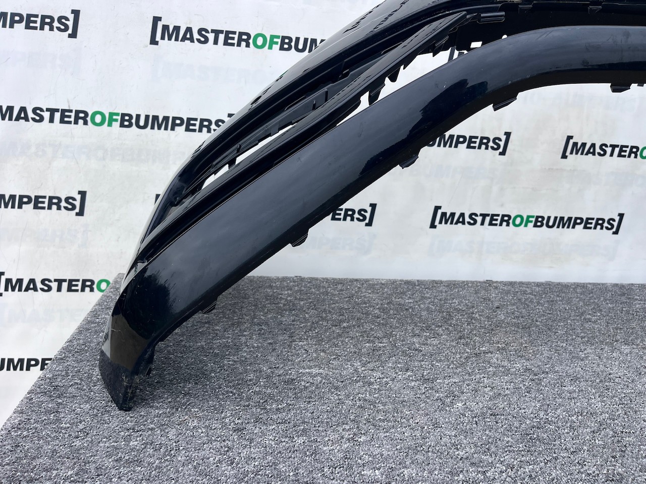 VW Golf Se Mk7 Face Lifting 2017-2019 Front Bumper 4 Pdc + Jets Genuine [v420]