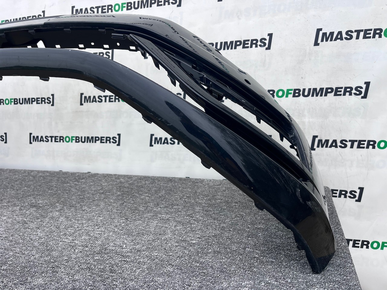 VW Golf Se Mk7 Face Lifting 2017-2019 Front Bumper 4 Pdc + Jets Genuine [v420]