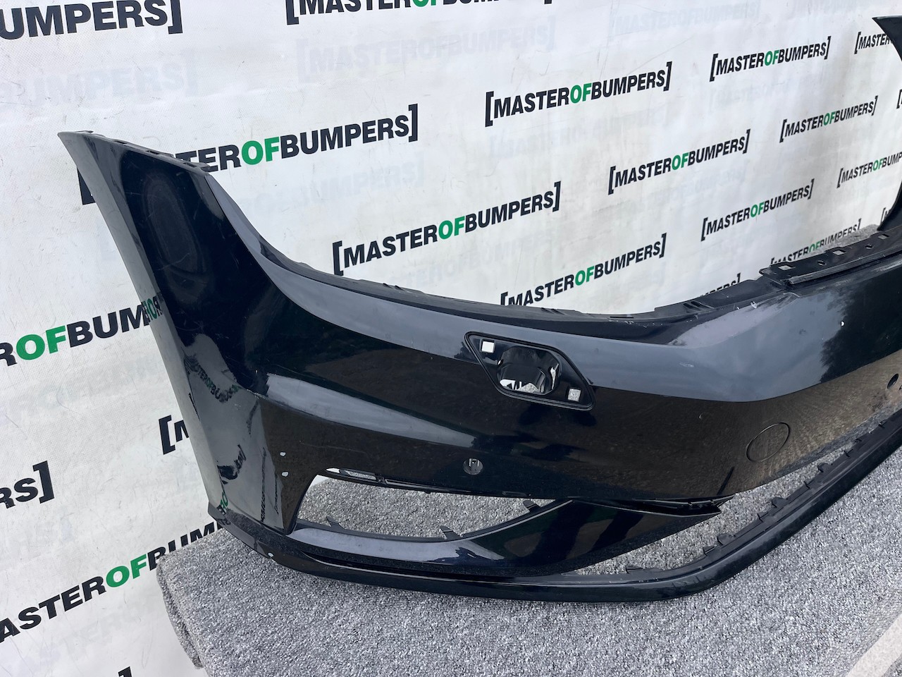 VW Golf Se Mk7 Face Lifting 2017-2019 Front Bumper 4 Pdc + Jets Genuine [v420]