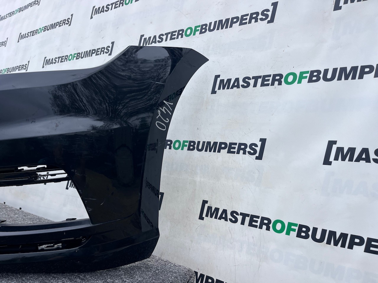 VW Golf Se Mk7 Face Lifting 2017-2019 Front Bumper 4 Pdc + Jets Genuine [v420]