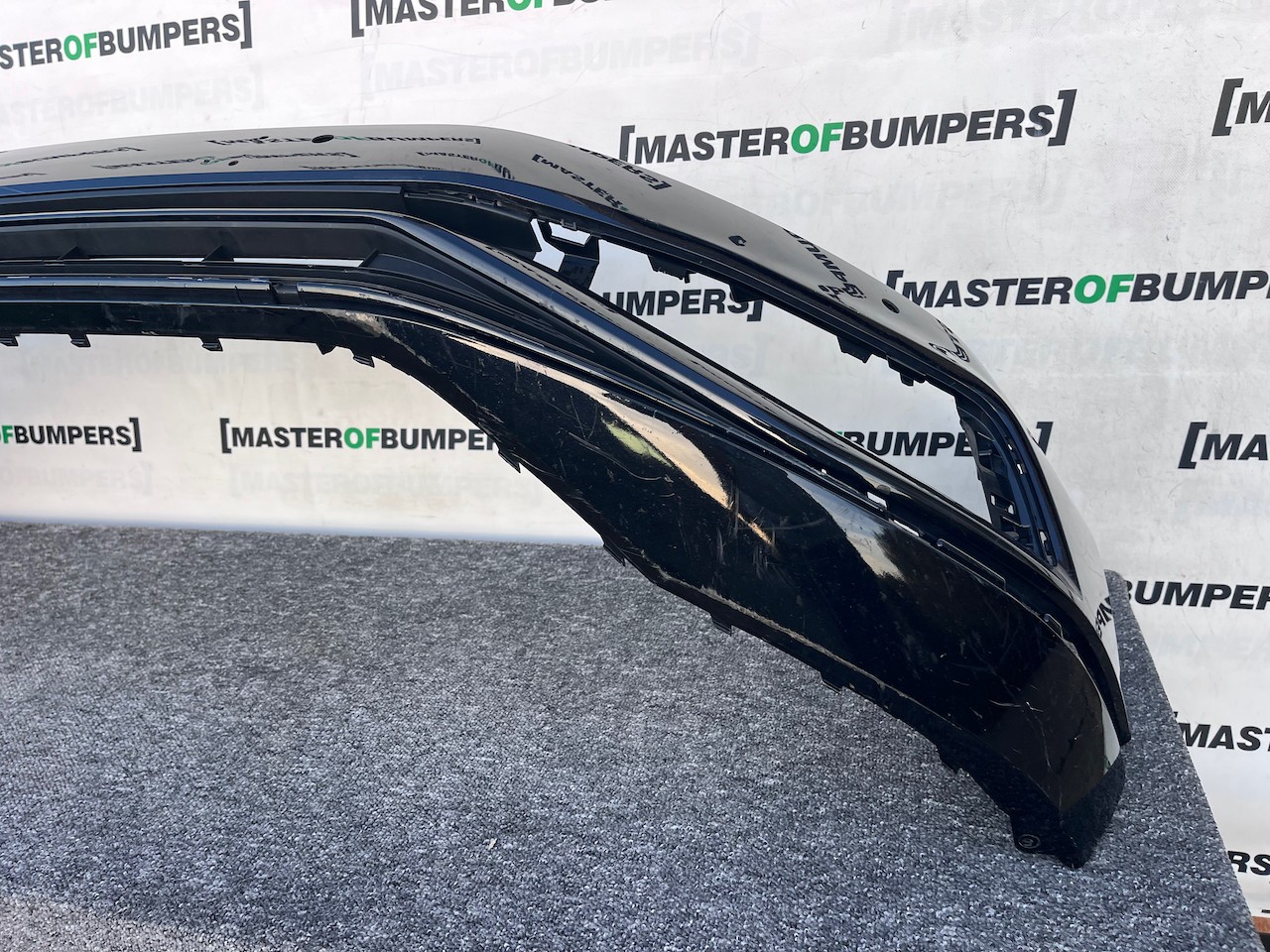 VW Passat Gt B8 Lift 2020-2024 Front Bumper 4 Pdc No Jets Genuine [v308]