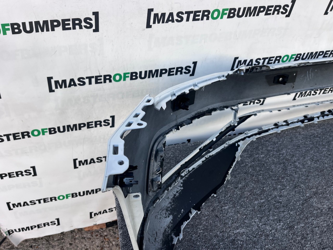 VW Passat Gt B8 Lift 2020-2024 Front Bumper 6 Pdc No Jets Genuine [v427]