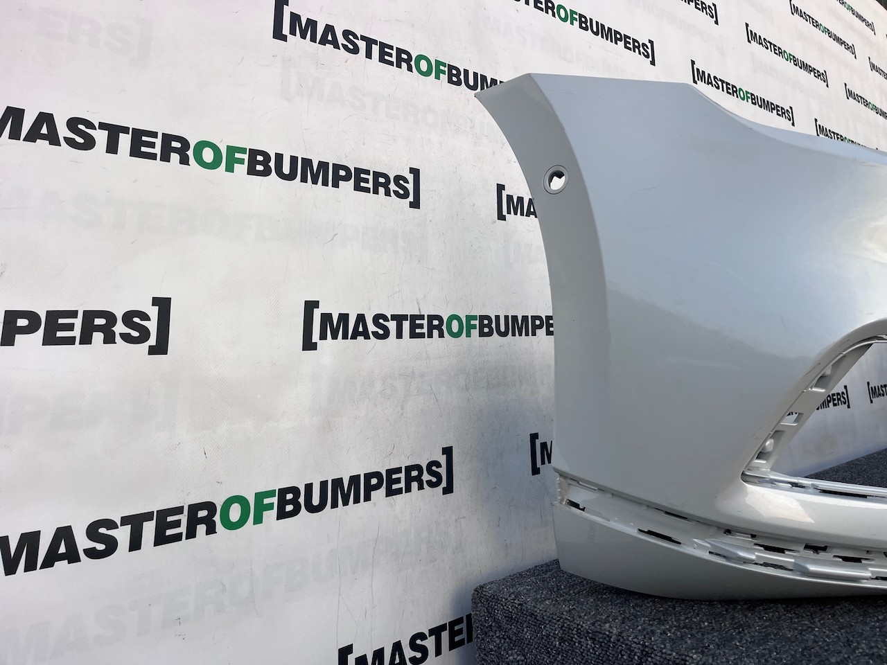 VW Passat Gt B8 Lift 2020-2024 Front Bumper 6 Pdc No Jets Genuine [v427]