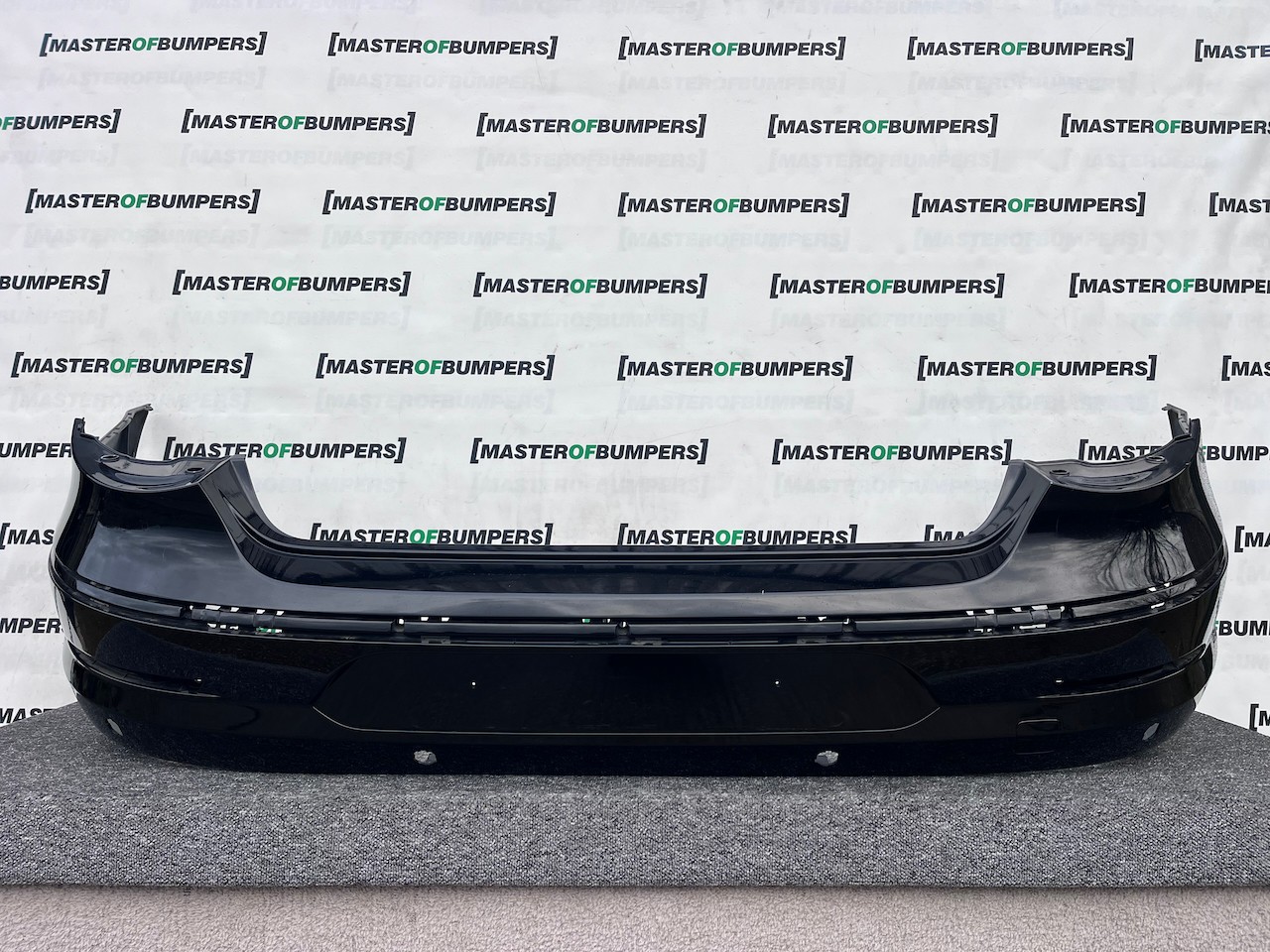 VW Passat Cc Gt Line Mk1 Lift 2008-2012 Rear Bumper 6 Pdc Genuine [v461]