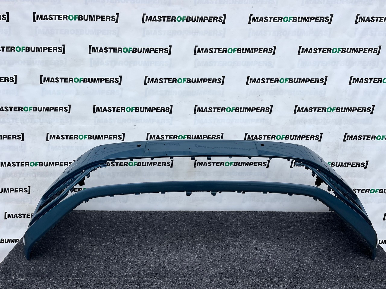 VW Golf Style Mk7.5 Lift Hatch 2017-2019 Front Bumper 6 Pdc Jets Genuine [v537]