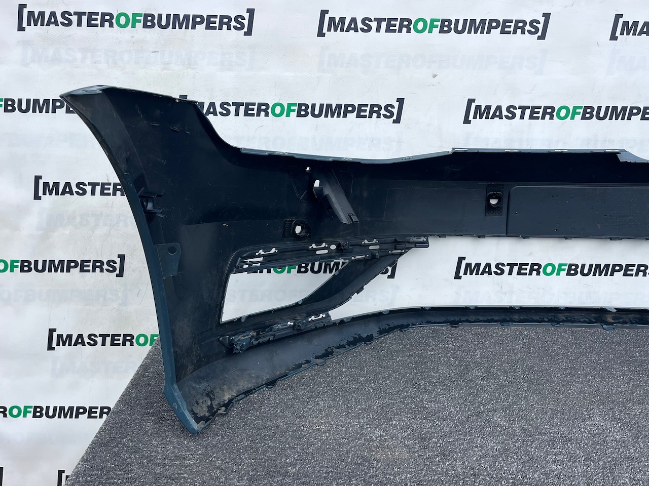 VW Golf Style Mk7.5 Lift Hatch 2017-2019 Front Bumper 6 Pdc Jets Genuine [v537]