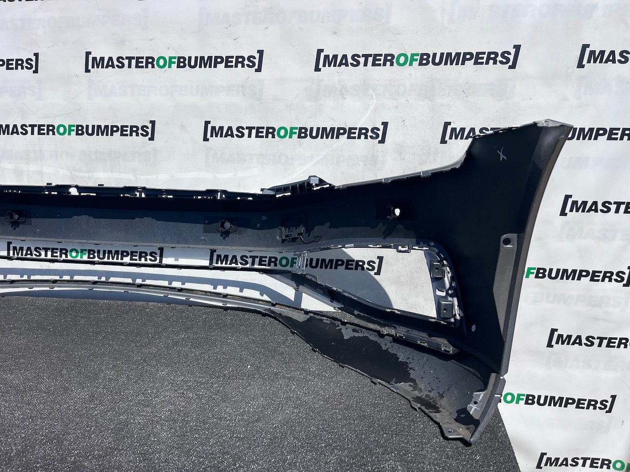 VW Passat Sel Evo B8 Lift 2020-2024 Front Bumper 4 Pdc No Jets Genuine [v560]