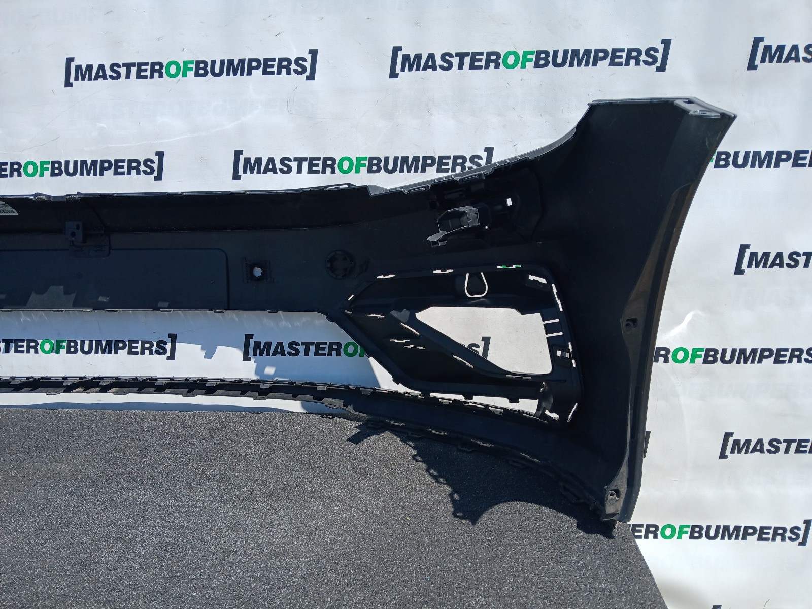 VW Touran R Line Evo Mpv 2016-2022 Front Bumper 4 Pdc  +jets Genuine [v568]