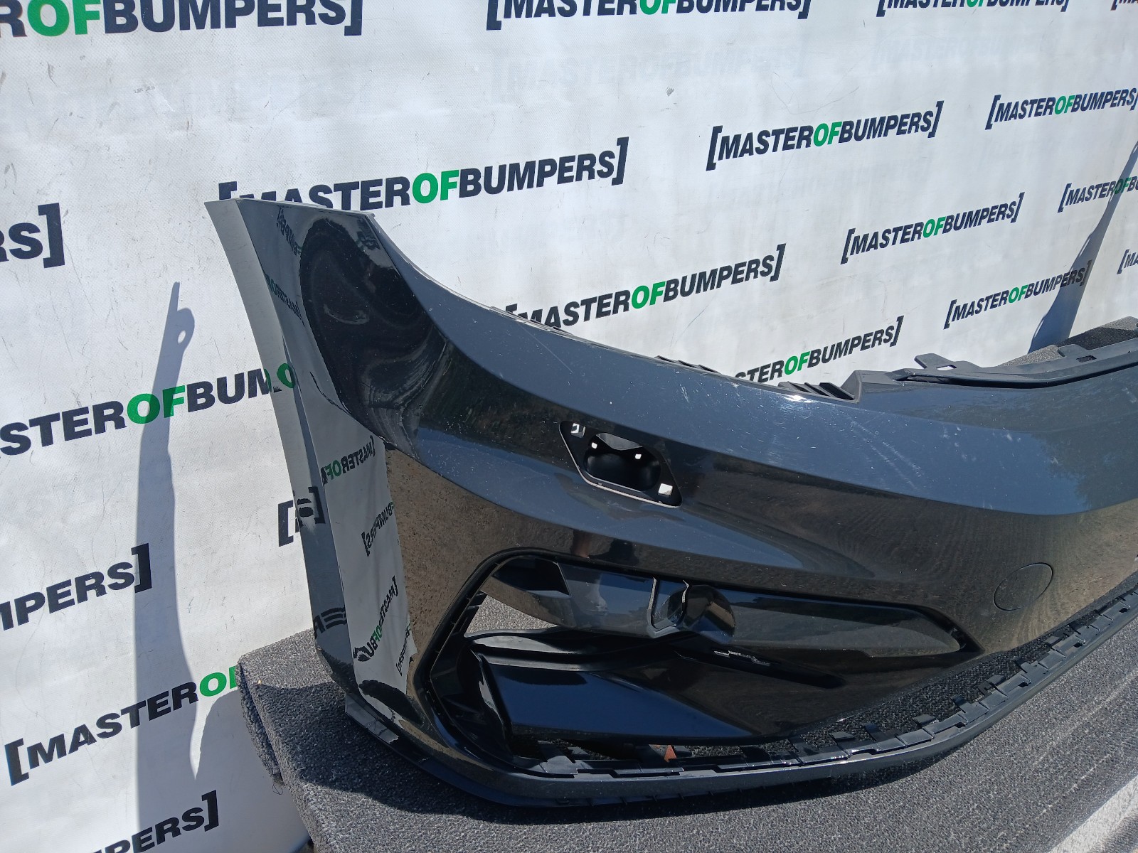 VW Touran R Line Evo Mpv 2016-2022 Front Bumper 4 Pdc  +jets Genuine [v568]