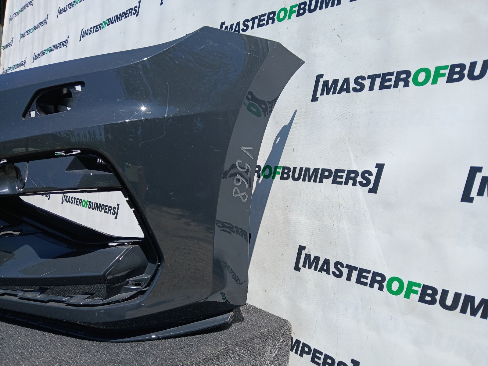 VW Touran R Line Evo Mpv 2016-2022 Front Bumper 4 Pdc  +jets Genuine [v568]