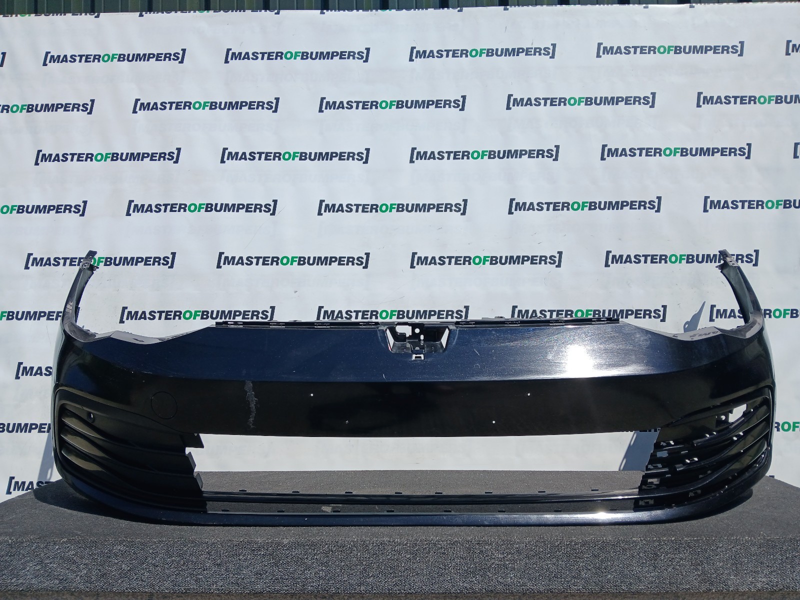 VW Golf Se Basic Mk8 Hatchback 2020-2024 Front Bumper 4 Pdc Genuine [v571]