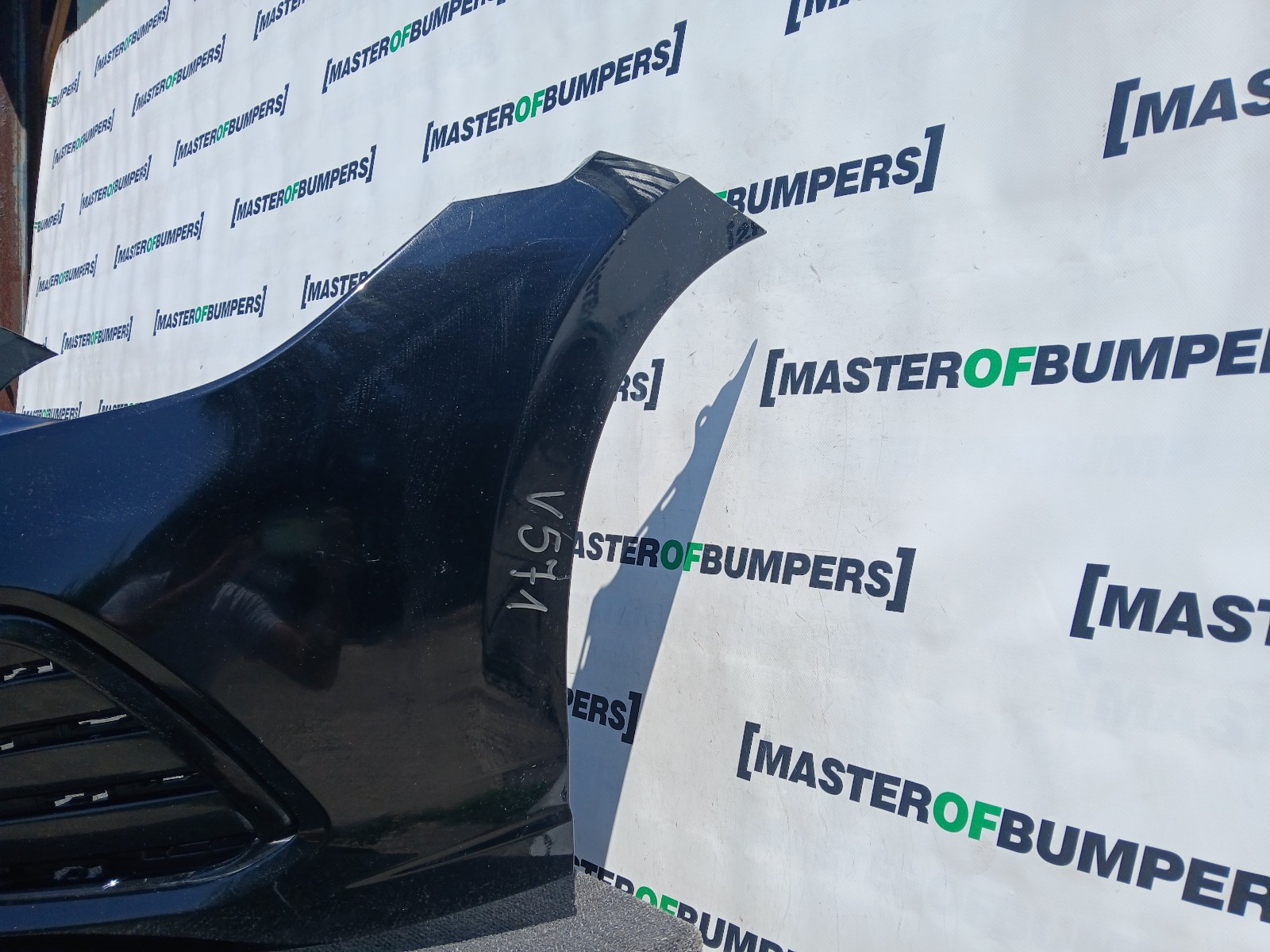 VW Golf Se Basic Mk8 Hatchback 2020-2024 Front Bumper 4 Pdc Genuine [v571]