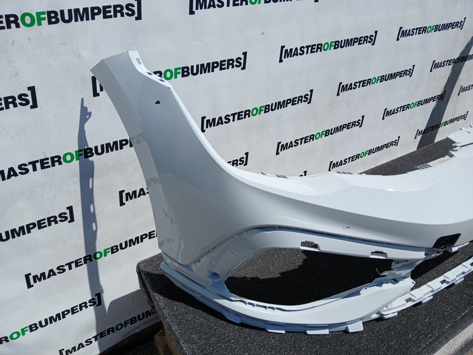 VW Golf Gti Gtd Clubsport Mk8 Hatch 2020-2023 Front Bumper 4 Pdc Genuine [v575]