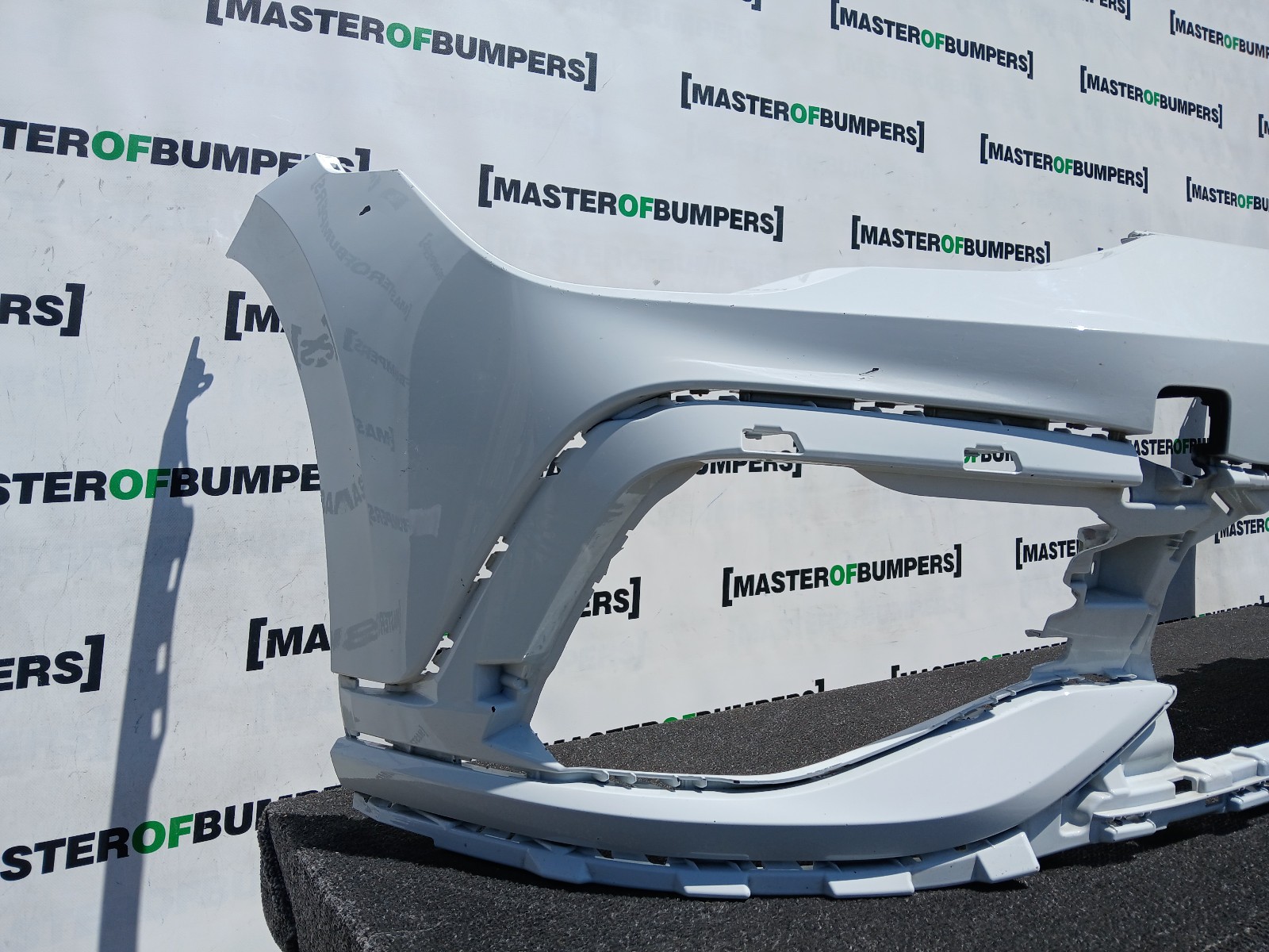 VW Golf Gti Gtd Clubsport Mk8 Hatch 2020-2023 Front Bumper 4 Pdc Genuine [v575]