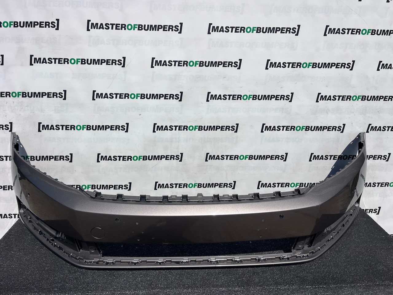 VW Passat Se Salon Estate B7 2011-2014 Front Bumper 4 Pdc No Jets Genuine [v579]