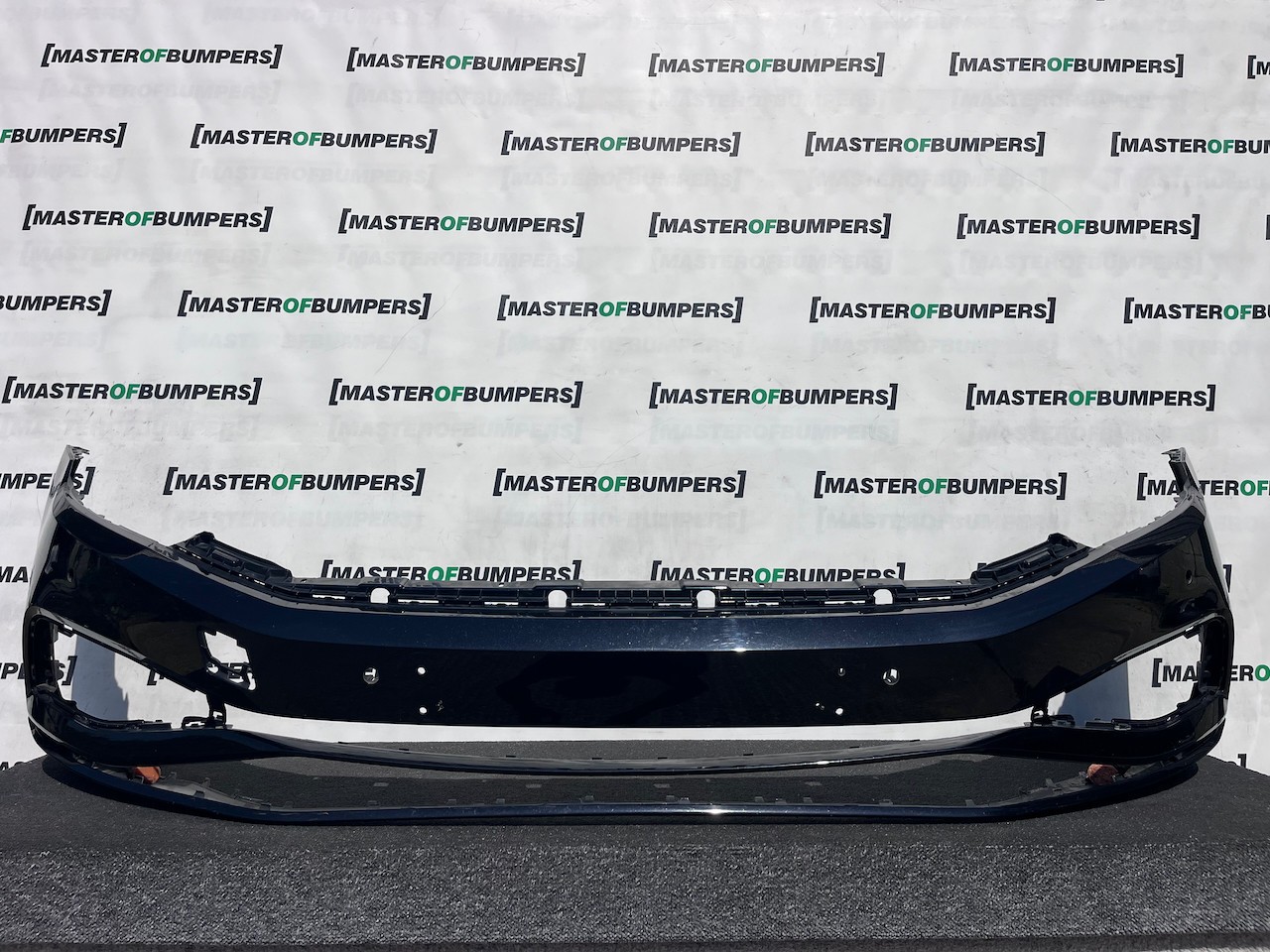 VW Passat Sel Evo B8 Lift 2020-2024 Front Bumper 4 Pdc No Jets Genuine [v581]